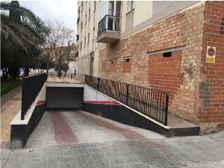 Garaje en venta en Tomelloso de 24  m²