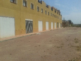 00935-0001 3