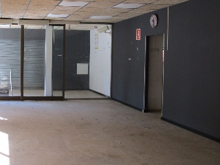 Local en C/ Sant Josep - Sant Vicenç dels Horts - Barcelona 8