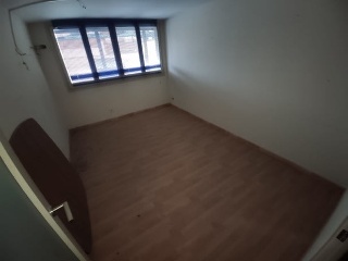 03299-0001 8