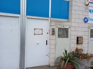 Local en C/ del Transport - Gandía - Valencia 3