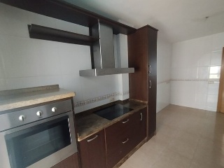 05749-0001 4