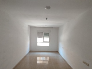 05749-0001 9