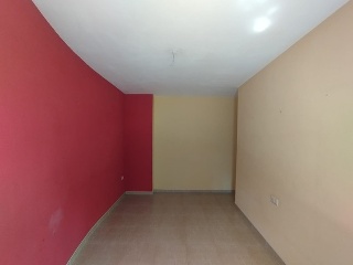 05749-0001 11