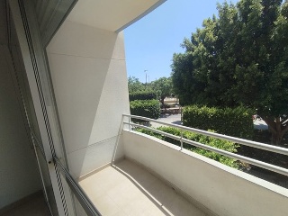 05749-0001 18