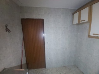 06758-0001 17