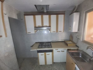 06758-0001 18