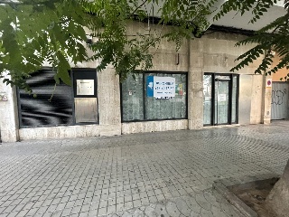 Local comercial en C/ Olta - Valencia - 4