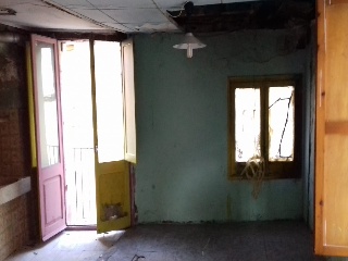 Vivienda en C/ Clavetaires, Campdevànol (Girona) 10