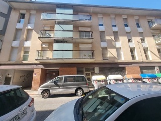 Local en venta en Girona de 68  m²