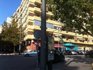 Locales en C/ Fray Pedro Vives - Valencia - 4