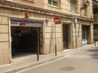 Locales comerciales en C/ Duquessa Dorleans - Barcelona - 3