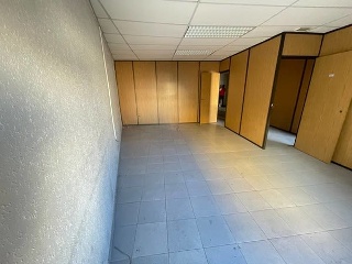08118-0001 7