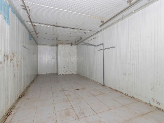 Local comercial en C/ Marti - Lleida - 12