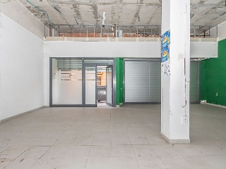 Local comercial en C/ Marti - Lleida - 7