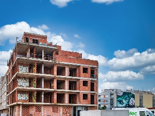 Edificio en construcción en C/ de Madrid 4