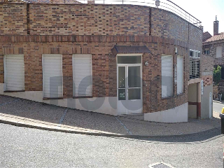 Local en venta en Segovia de 212  m²
