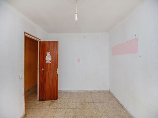 Piso en C/ Ángel Guimera - Salt - 12