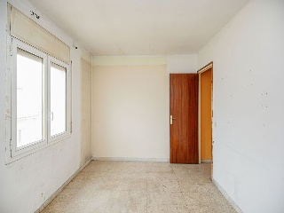 Piso en C/ Ángel Guimera - Salt - 14