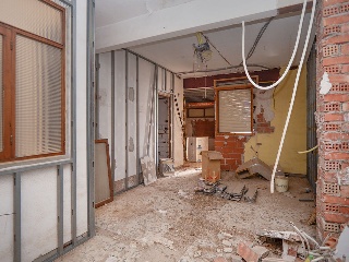01825-0001 7