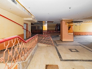 Locales en C/ Antonio Machado, Benalmádena (Málaga) 8
