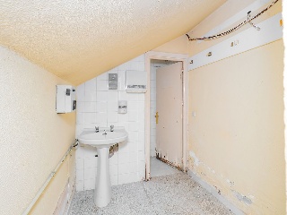 Locales en C/ Antonio Machado, Benalmádena (Málaga) 34