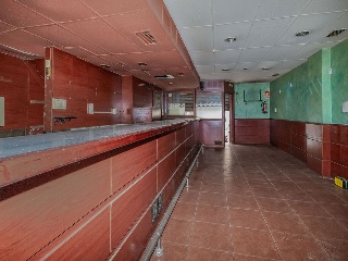 04309-0001 8