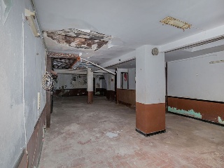 04309-0001 17