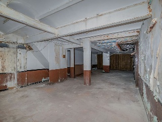 04309-0001 18