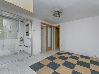 08595-0001 4