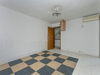 08595-0001 7