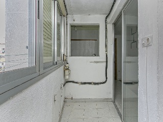08595-0001 17
