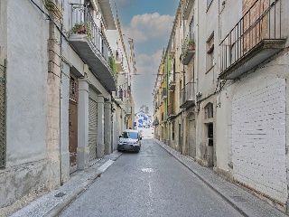 Piso en C/ Flors de Maig - Manresa - Barcelona 16