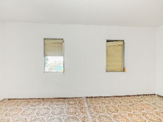 Piso en C/ Auxilio de Cristianos, Sevilla 23