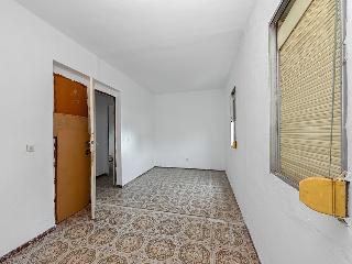Piso en C/ Auxilio de Cristianos, Sevilla 26