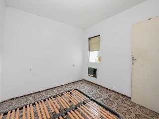 Piso en C/ Auxilio de Cristianos, Sevilla 28