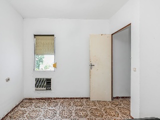Piso en C/ Auxilio de Cristianos, Sevilla 31