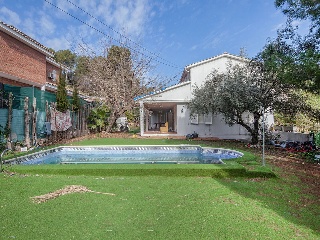 Chalet independiente en C/ Pin i Soler - Cerdanyola del Vallès - Barcelona 2