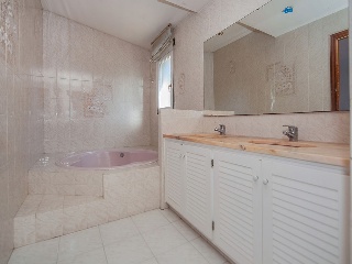 Chalet independiente en C/ Pin i Soler - Cerdanyola del Vallès - Barcelona 20