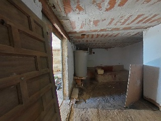  25