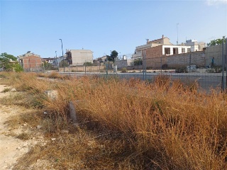 CL BENIPARRELL, esq. CALLE VILLARROBLEDO 8