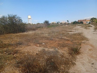 CL BENIPARRELL, esq. CALLE VILLARROBLEDO 11