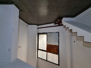 Pisos y locales en C/ Joan Salvat i Papasseit 6