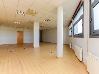 13106-0001 18