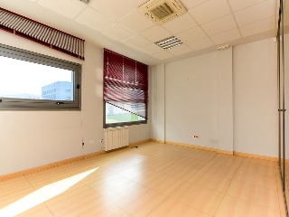 13106-0001 34