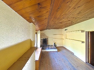 Pria,La 10