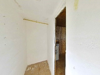 Pria,La 18