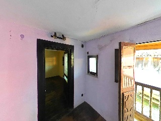 Pria,La 24