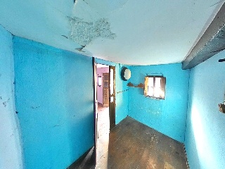 Pria,La 28
