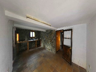 Pria,La 37